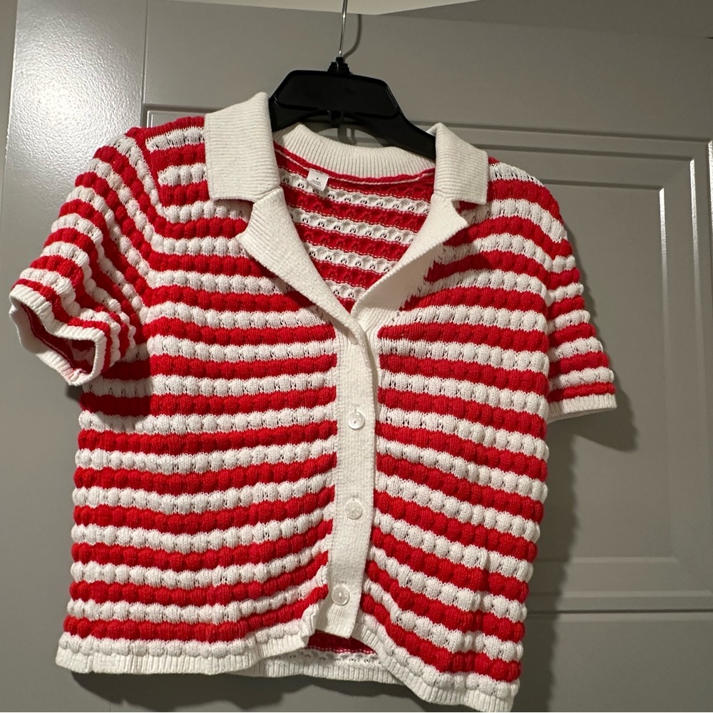 Old Navy red and cream striped cropped button down sweater